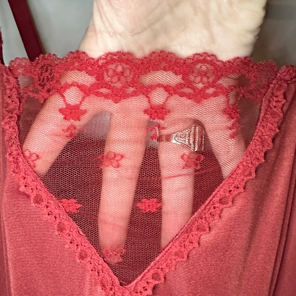 HANNA | Vintage Elegant Red Rayon Slip Dress - Picture 4 of 11